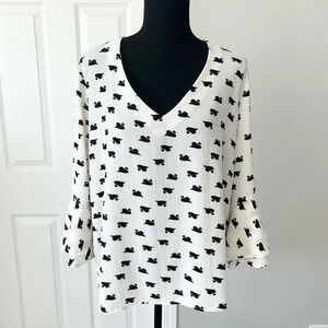 Merced & Madison Swan Patter Flared Sleeve  Blouse